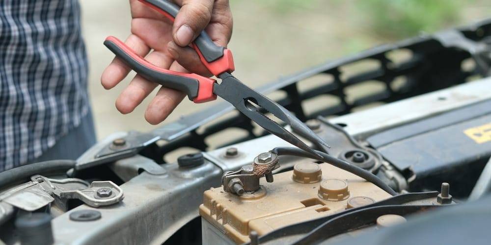 Садыр Жапаров ввел госконтроль за техосмотром в КР на весь 2026 год изображение публикации