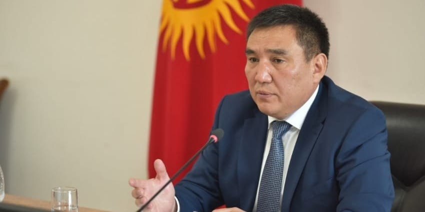 ЦИК передал мандат Жанара Акаева экс-мэру Оша Таалайбеку Сарыбашову изображение публикации