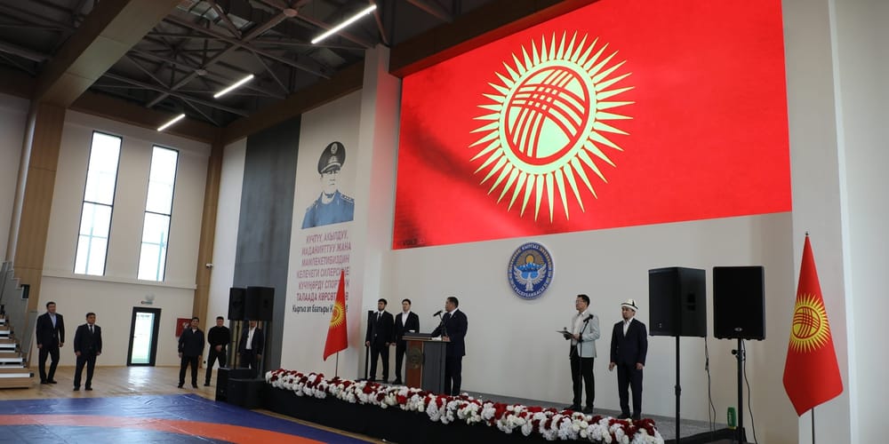 В Бишкеке открыли обновленный спорткомплекс с общежитием — на церемонию приехал Ташиев изображение публикации