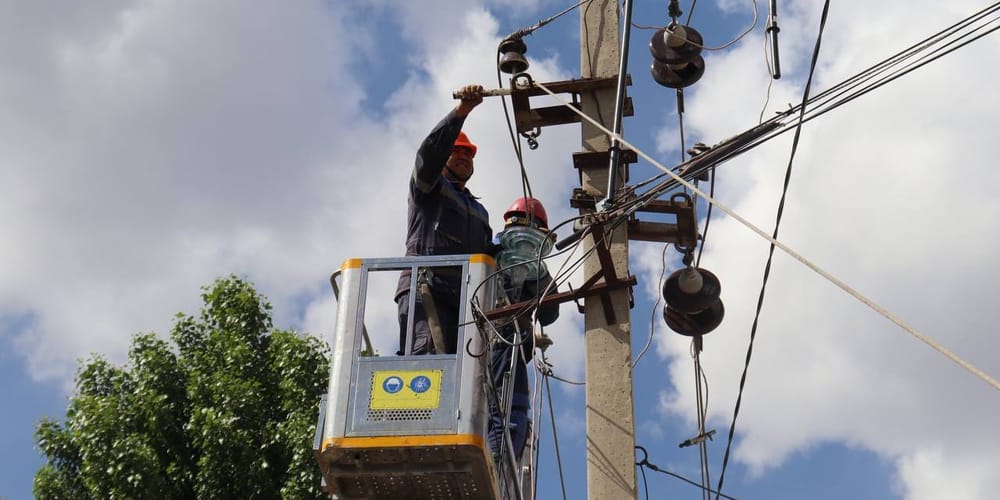 В Бакай-Атинском районе капитально отремонтируют 30 км ЛЭП изображение публикации