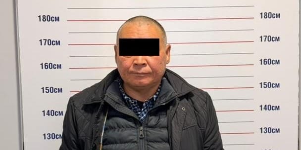 Служебный экскаватор «сдавали в аренду»: на Иссык-Куле задержали начальника водхоза изображение публикации