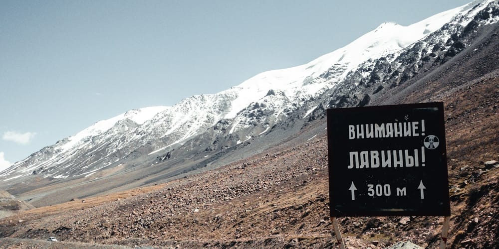 Трассу Бишкек – Ош открыли после схода лавины изображение публикации