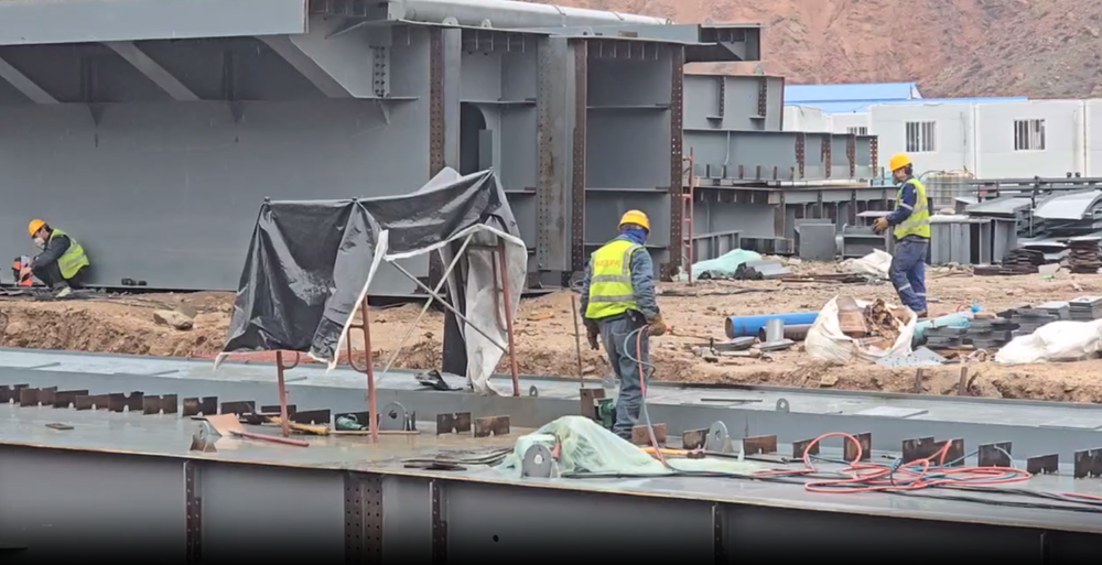 Дороги, мост, ЛЭП: Минэнерго отчиталось о ходе работ на Камбар-Атинской ГЭС-1 изображение публикации