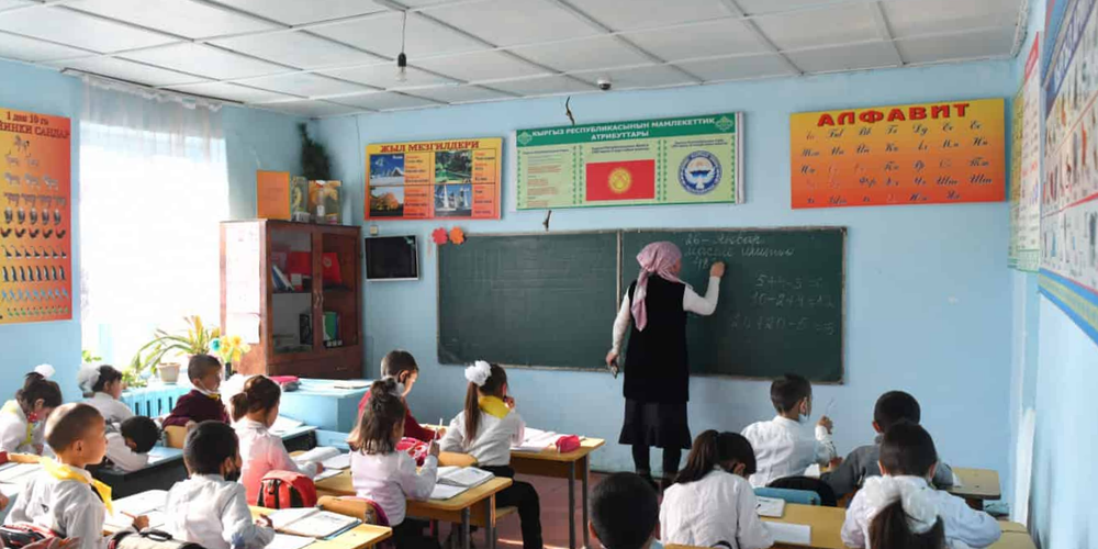 Треть школьников в КР страдает от травли: педагогов научат бороться с буллингом изображение публикации