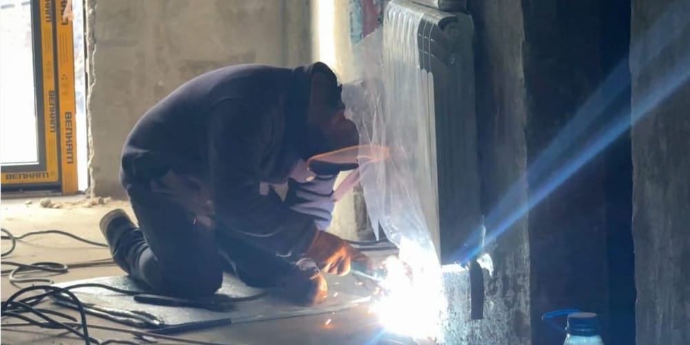 Пять этажей технологий: в Бишкеке завершают строительство Станции юных техников изображение публикации