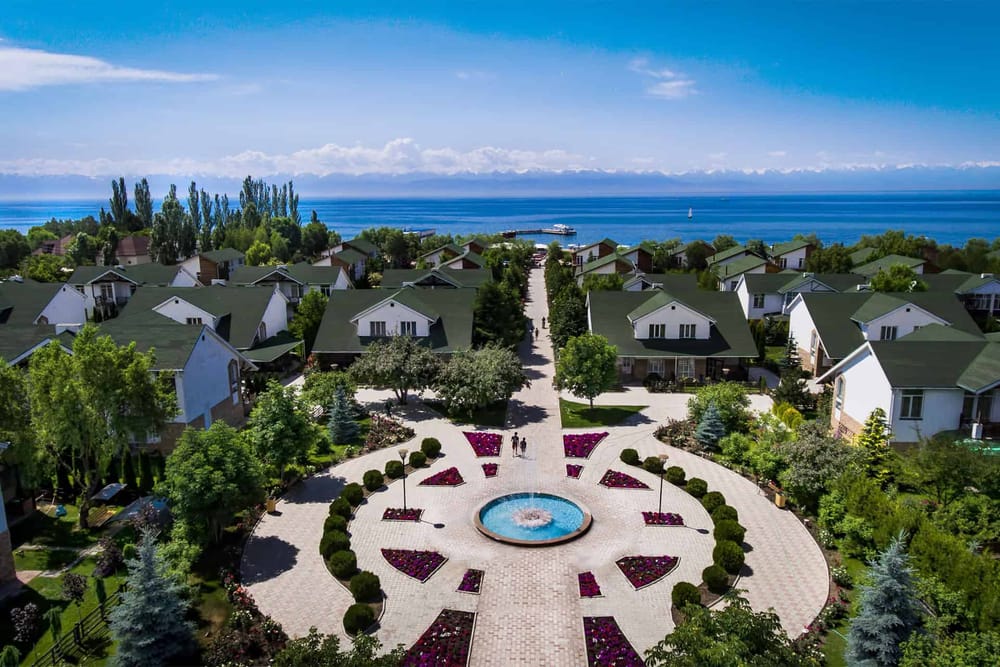 Все пансионаты и гостевые дома на Иссык-Куле закроют на карантин изображение публикации