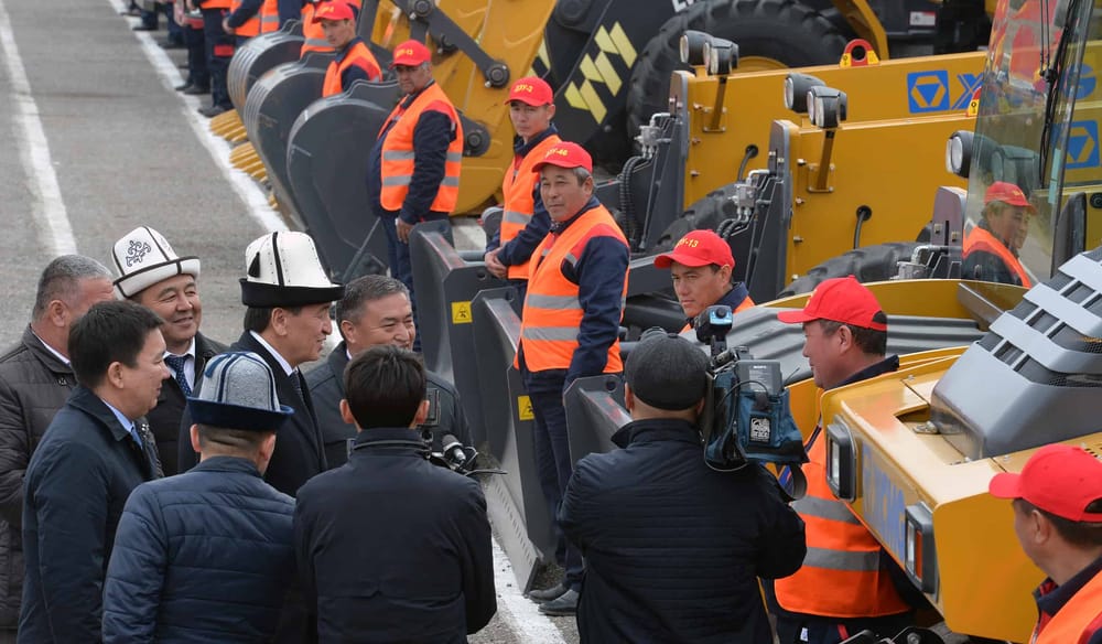 В промзоне Баткена строят 6 крупных предприятий. В том числе логистический центр, стекольный и железобетонный заводы изображение публикации