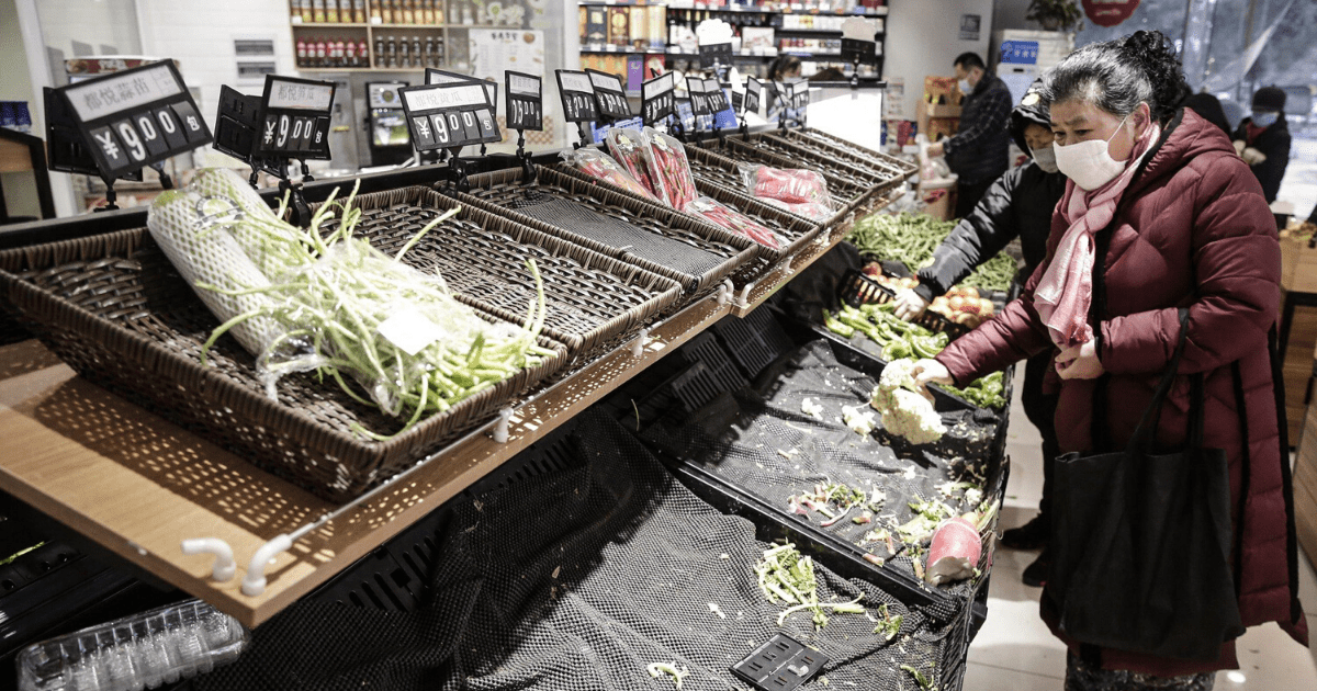 Ситуация с коронавирусом накаляется. Абылгазиев поручил посчитать запасы продуктов в КР изображение публикации