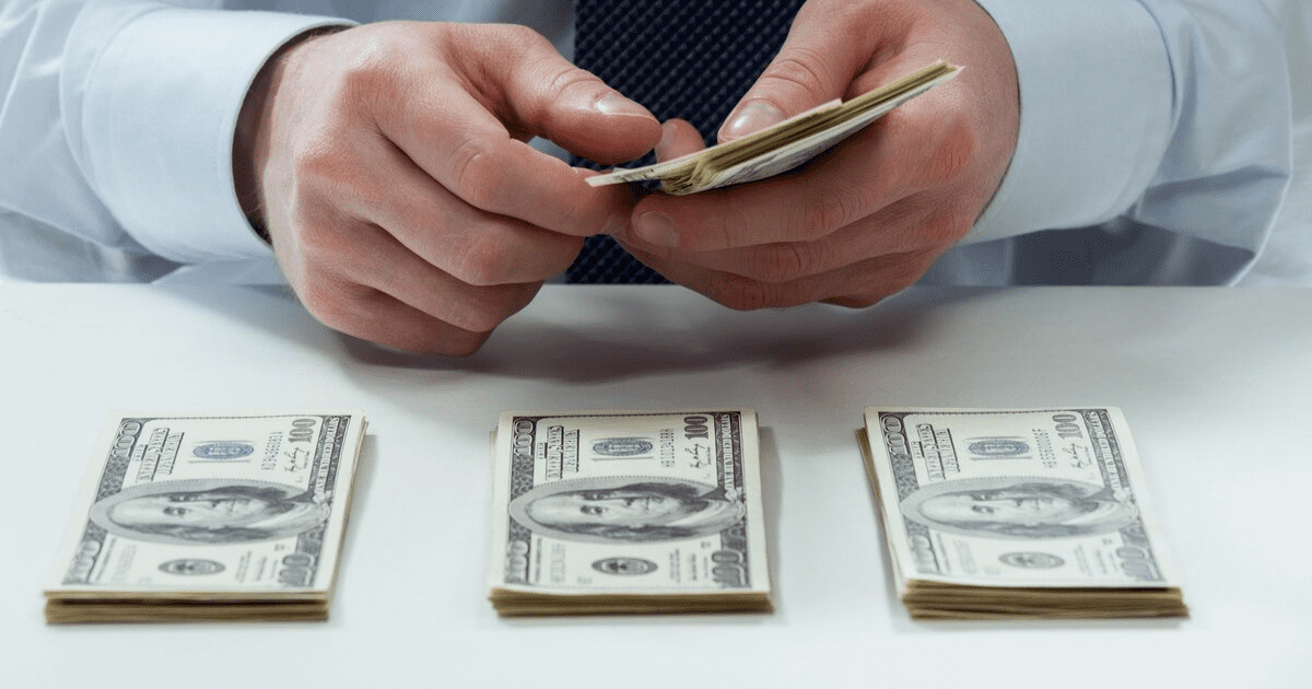 Выдача кредитов в марте сократилась почти на 1 млрд сомов изображение публикации