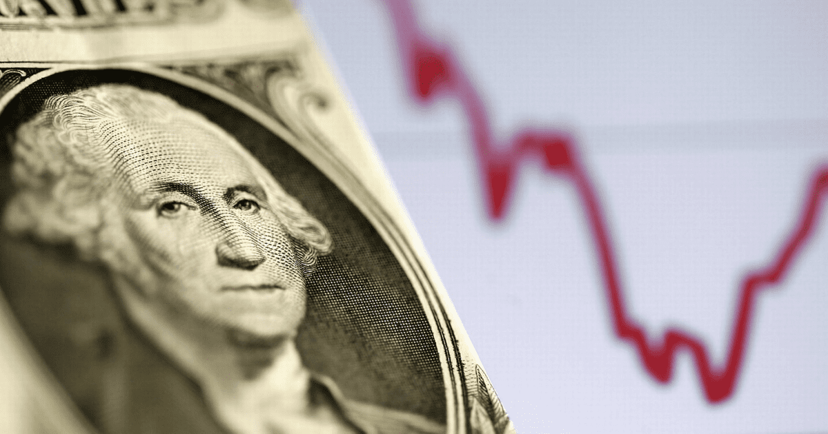 Нацстатком: Спад экономики продолжается изображение публикации