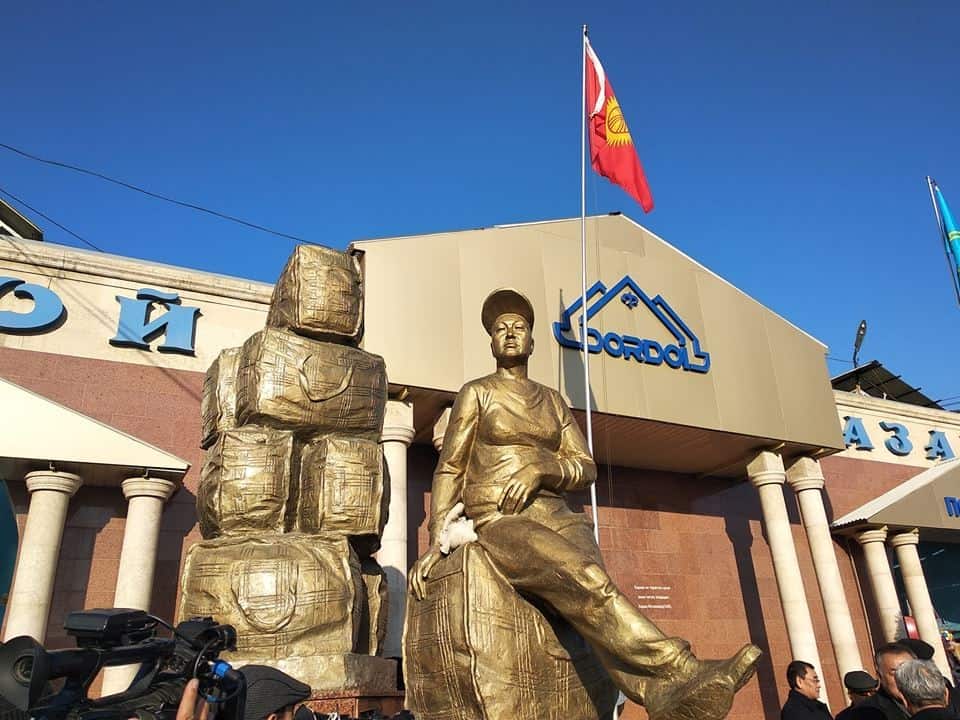 Продавцов рынков могут освободить от налогов при наличии ККМ изображение публикации