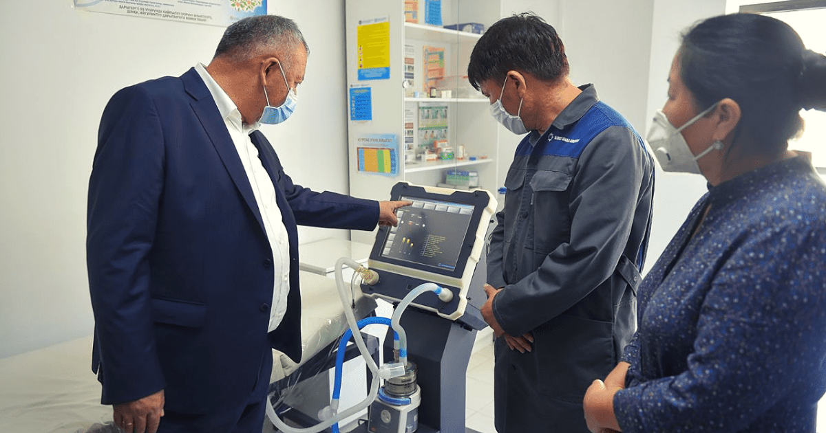 Компания из Оша заявила о планах выпускать аппараты ИВЛ. Ранее она обещала производить электробусы изображение публикации