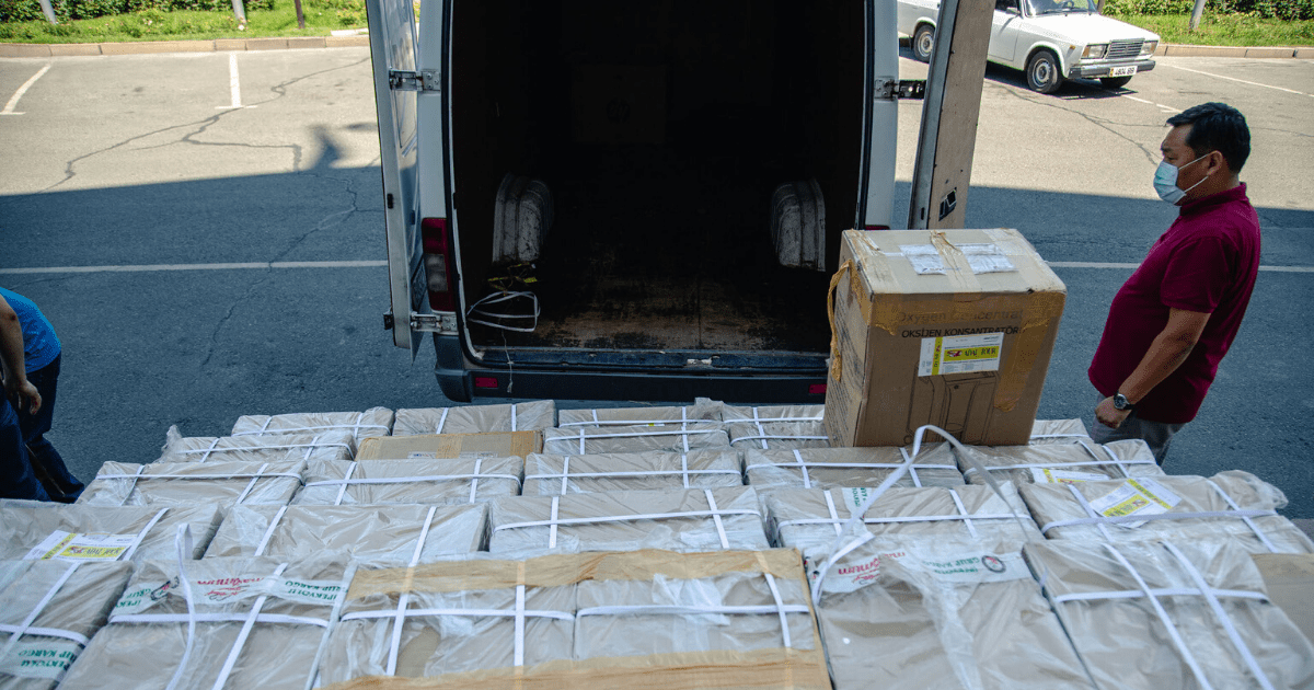 Компания «Газпром Кыргызстан» направит 40 кислородных концентраторов в регионы изображение публикации