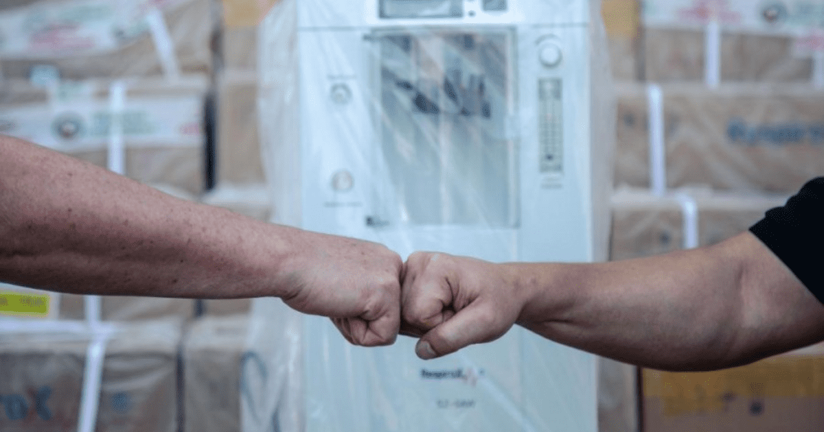 Компания «Газпром Кыргызстан» передала Бишкеку 30 кислородных концентраторов изображение публикации