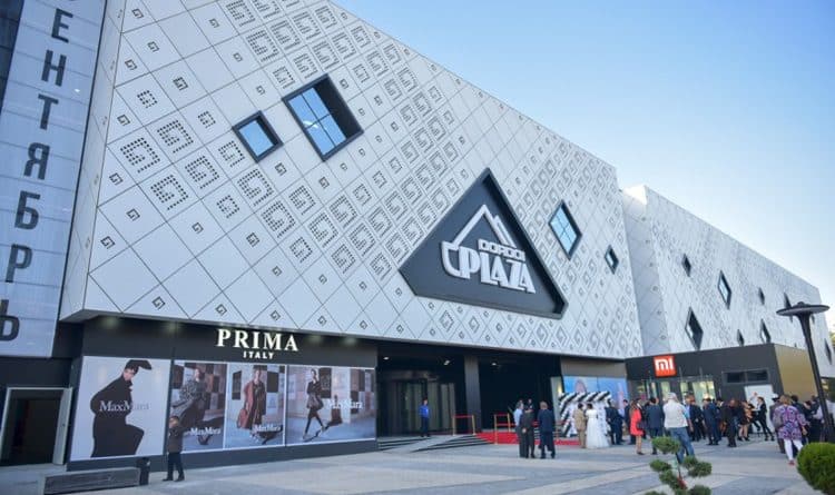 Три торговых центра Бишкека закрылись, чтобы обезопасить сотрудников и горожан от COVID-19 изображение публикации