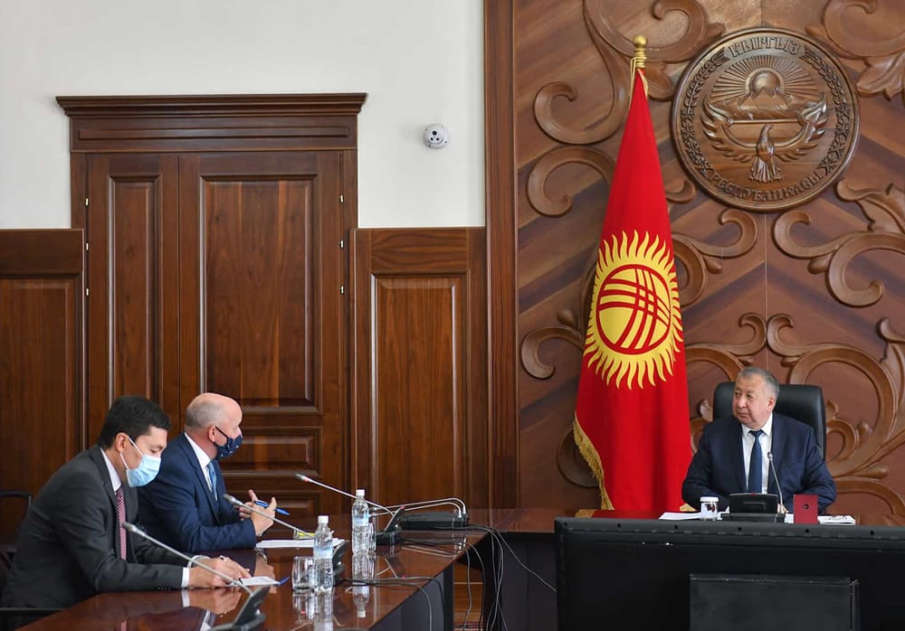 Премьер обсудил инфраструктурные проекты с региональным директором ЕБРР изображение публикации