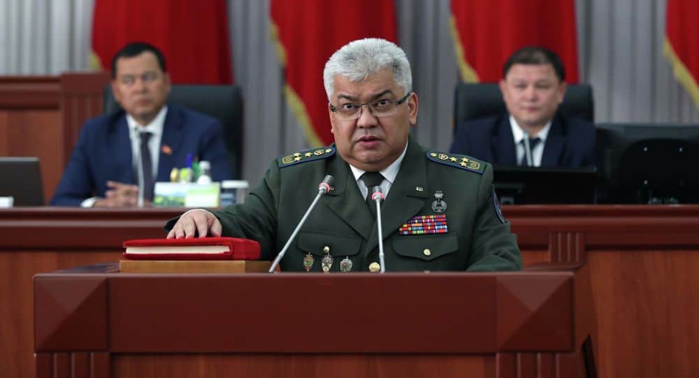 Сооронбай Жээнбеков освободил от должности  председателя ГКНБ Орозбека Опумбаева изображение публикации