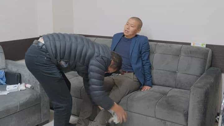 Уже третий кандидат от «Ата Мекена» ранен. Теперь это Тилек Токтогазиев. ФОТО изображение публикации