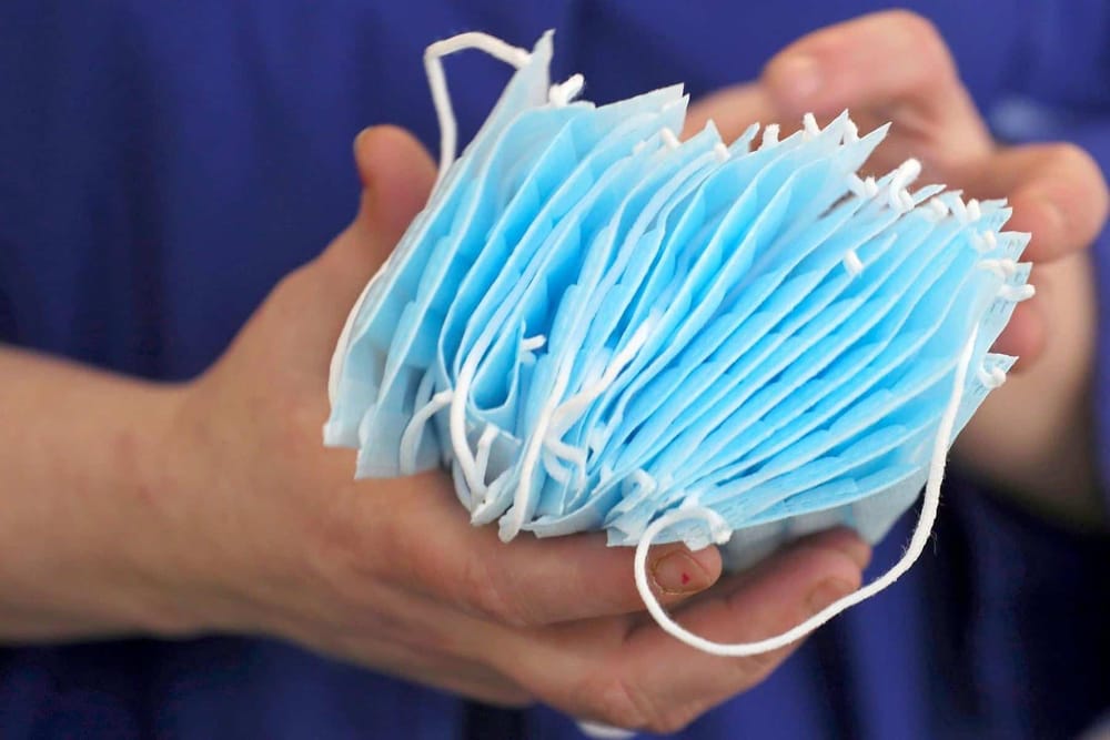 Доноры передали Кыргызстану СИЗ для переписи населения изображение публикации