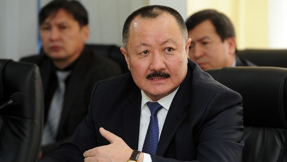 Садыр Жапаров уволил директора СЭЗ «Бишкек» изображение публикации