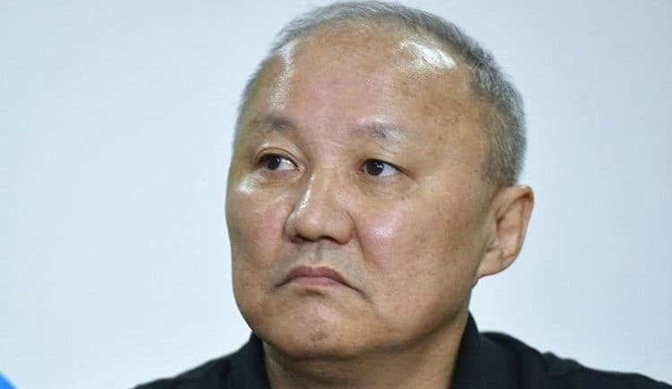 Нариман Тюлеев будет исполнять обязанности мэра Бишкека почти полгода изображение публикации