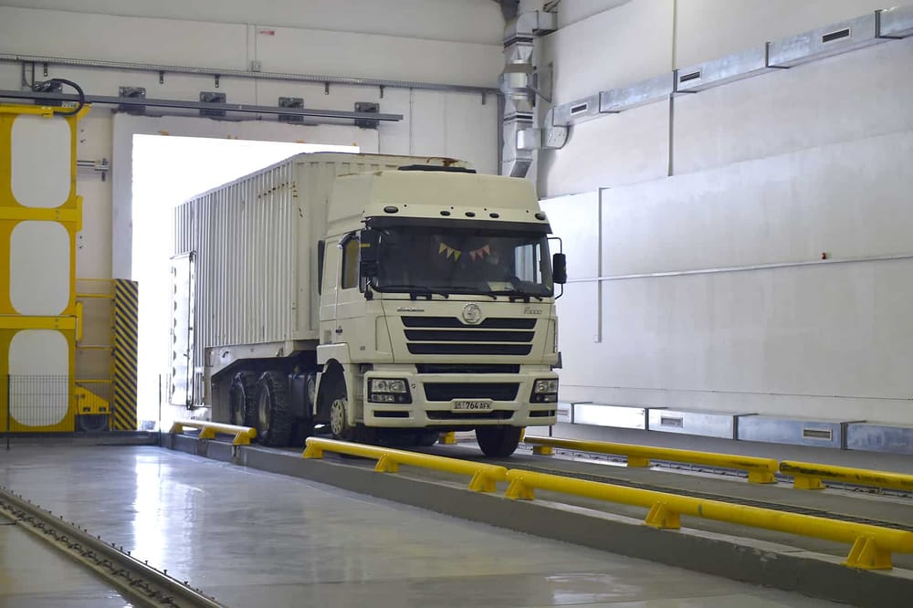 Таможенная служба перевыполнила план по сборам на 1 млрд сомов изображение публикации