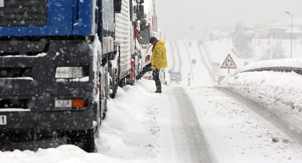 Трассу Бишкек — Ош временно закроют для грузовиков изображение публикации