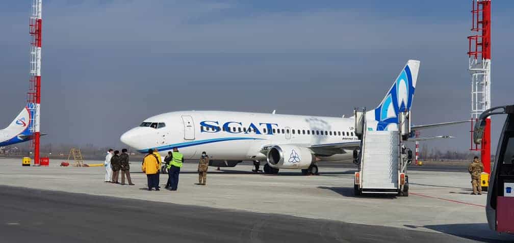 В Оше встретили первый чартерный авиарейс из Алматы изображение публикации