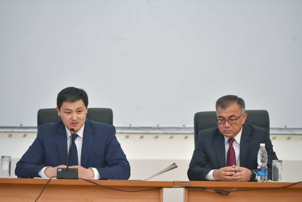 Улугбек Марипов представил министра экономики и финансов изображение публикации