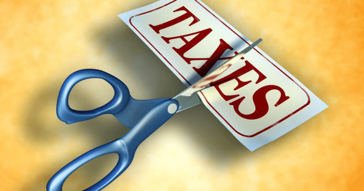 Налоговая служба напомнила о праве получить социальный или имущественный вычет при сдаче ЕНД изображение публикации