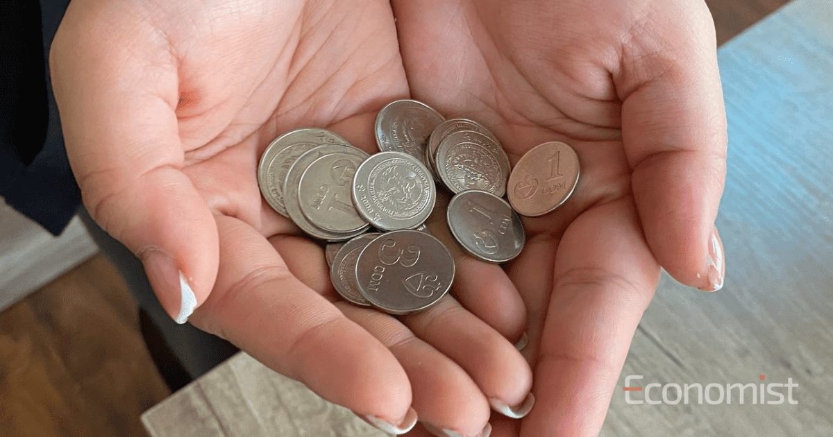 Среднемесячная зарплата в КР в 2022 году выросла на 31% изображение публикации