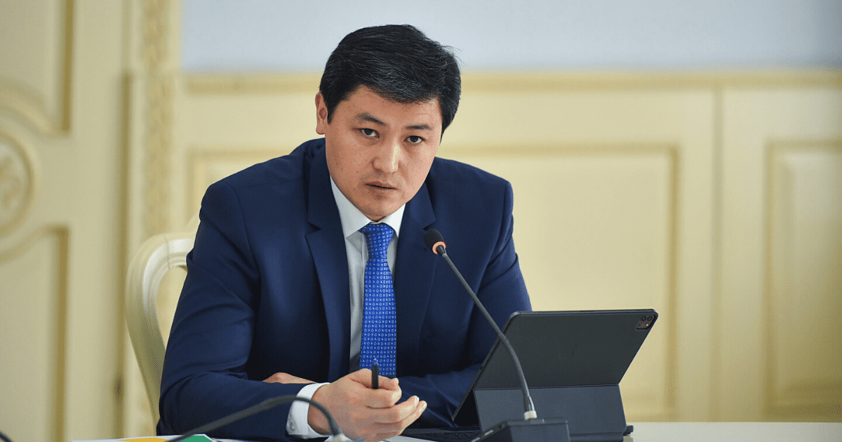 Марипов пообещал швейникам проработать вопрос транспортировки тесктиля через Казахстан изображение публикации