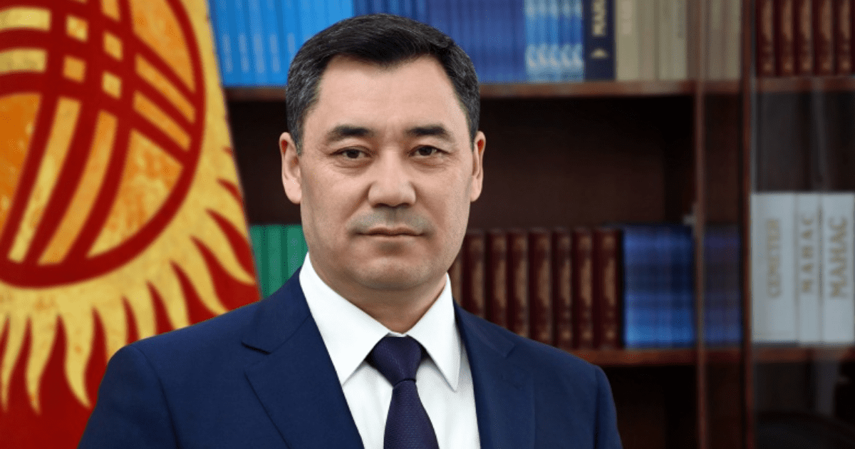 Садыр Жапаров поздравил работников банковской сферы с профессиональным праздником изображение публикации