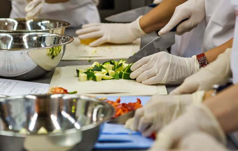 Правительство предлагает отменить мораторий на проверки для пищевых предприятий изображение публикации