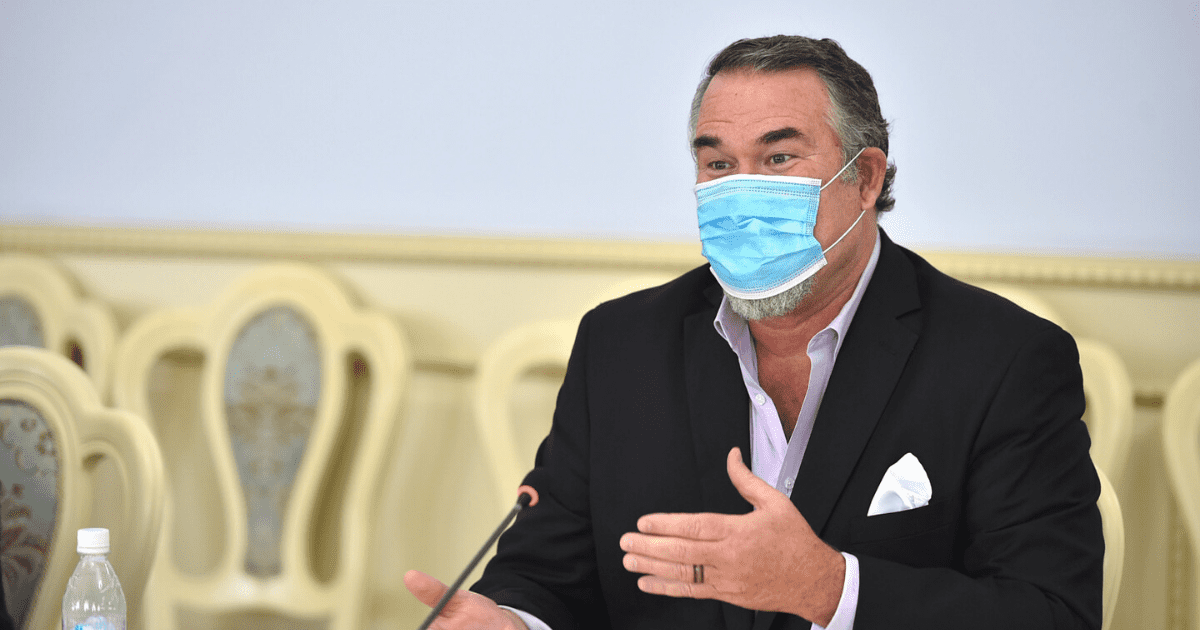 Группа компаний Рияда готова инвестировать в создание системы маркировки лекарств в КР изображение публикации