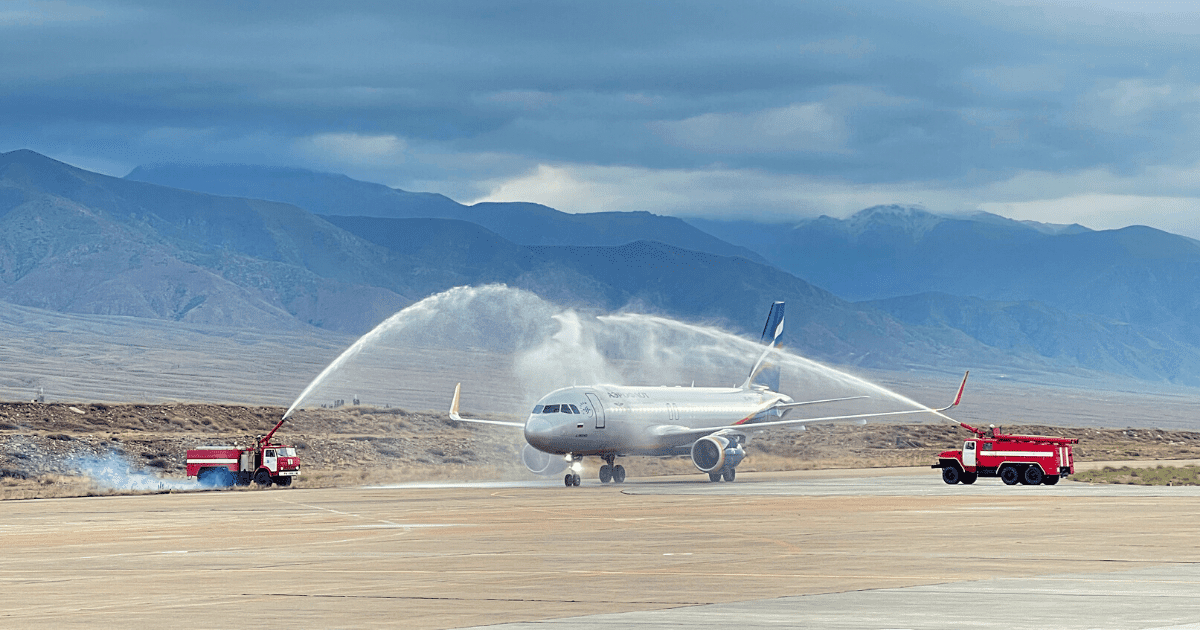 На Иссык-Куле встретили первый рейс из Москвы – его открытия ждали три года изображение публикации
