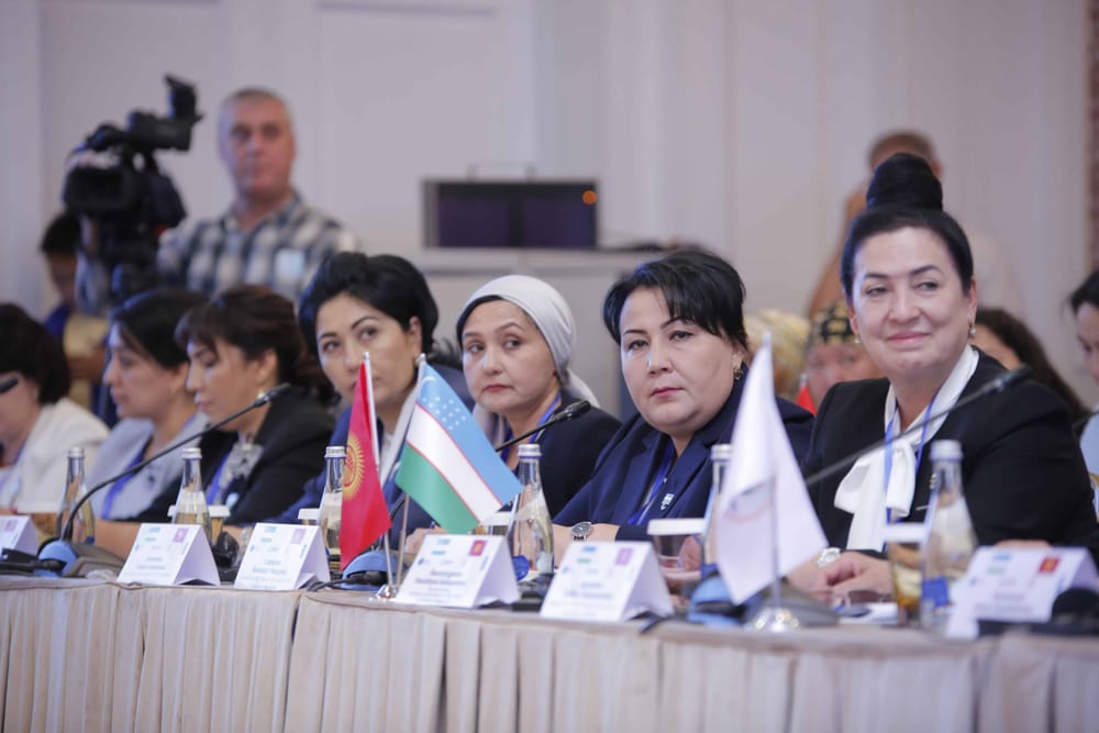 Предпринимательницы Кыргызстана и Узбекистана заключили контракты на $10 млн изображение публикации