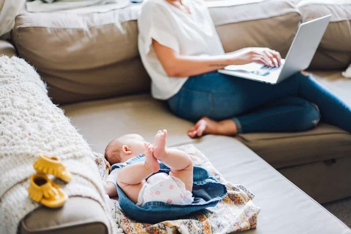 Декрет и пособия. Все что нужно знать каждый женщине изображение публикации