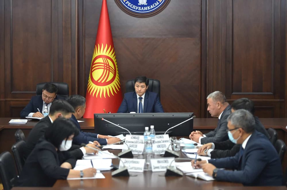 Марипов поручил ускорить выделение средств пострадавшим предпринимателям Баткена изображение публикации