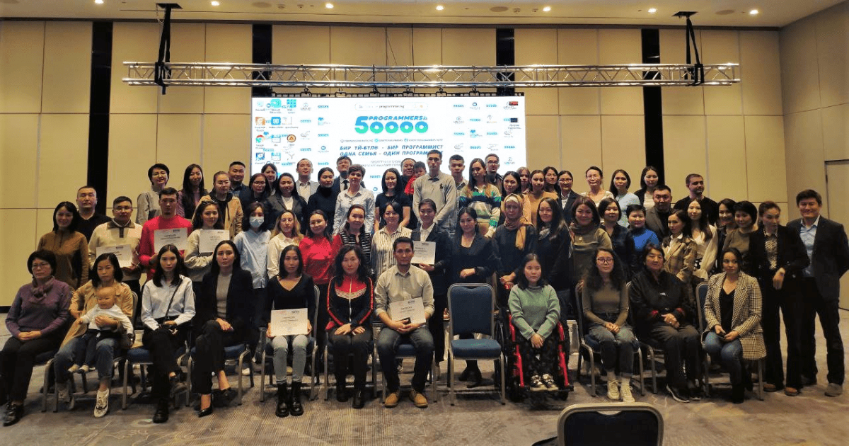 180 мигрантов успешно завершили курсы по программированию изображение публикации