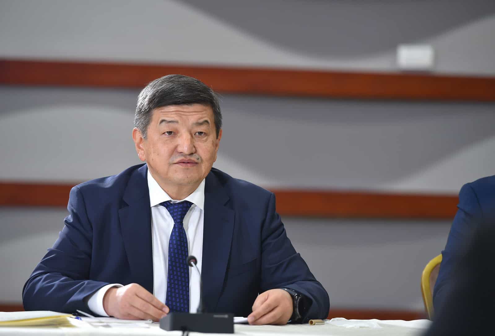 Акылбек Жапаров: Мы отказываемся от синдрома «бедной» страны изображение публикации