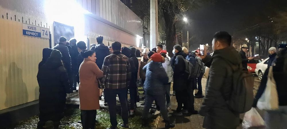 Дастан Бекешев вышел с допроса изображение публикации