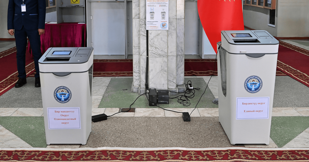 За два часа на выборах проголосовали 3% избирателей — за партии голосуют активнее изображение публикации