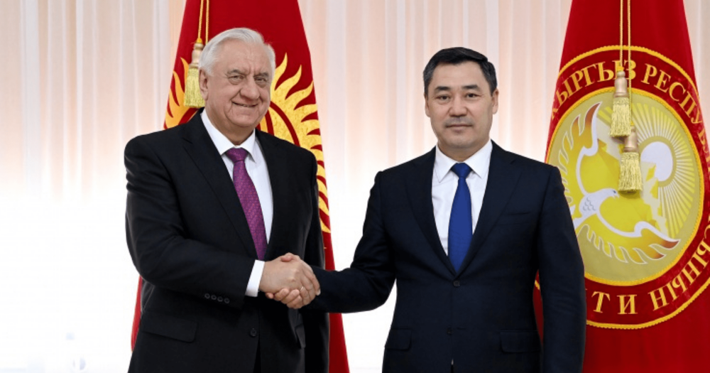 Садыр Жапаров обсудил с Михаилом Мясниковичем председательство Кыргызстана в органах ЕАЭС изображение публикации