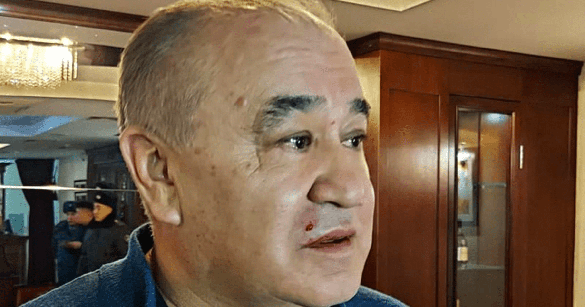 Садыр Жапаров поручил МВД найти напавших на Омурбека Текебаева изображение публикации