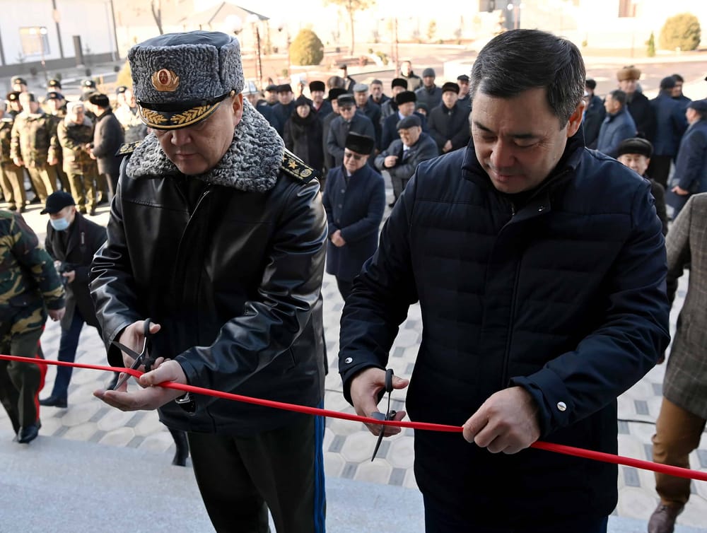 Сотрудникам ГКНБ построят многоквартирные дома в Бишкеке и Джалал-Абаде изображение публикации