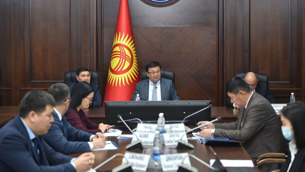 Азиз Аалиев: Нужно исключить требования от населения справок государственных органов изображение публикации