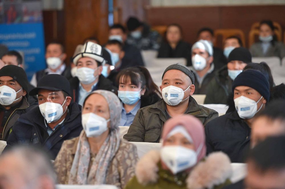 Малообеспеченные семьи Баткенской области получили по 100 тысяч сомов на свои бизнес-идеи изображение публикации