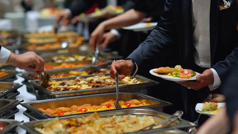 Общепит в КР: 15 миллионов выручки и миллион убытка – как такое возможно? Считаем вместе изображение публикации