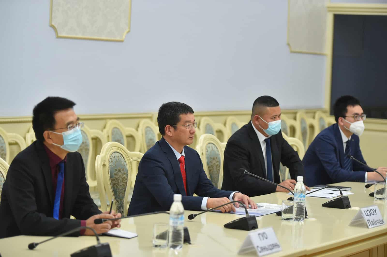 Глава кабмина обсудил работу месторождения Талдыбулак с китайской корпорацией Zijin Mining изображение публикации